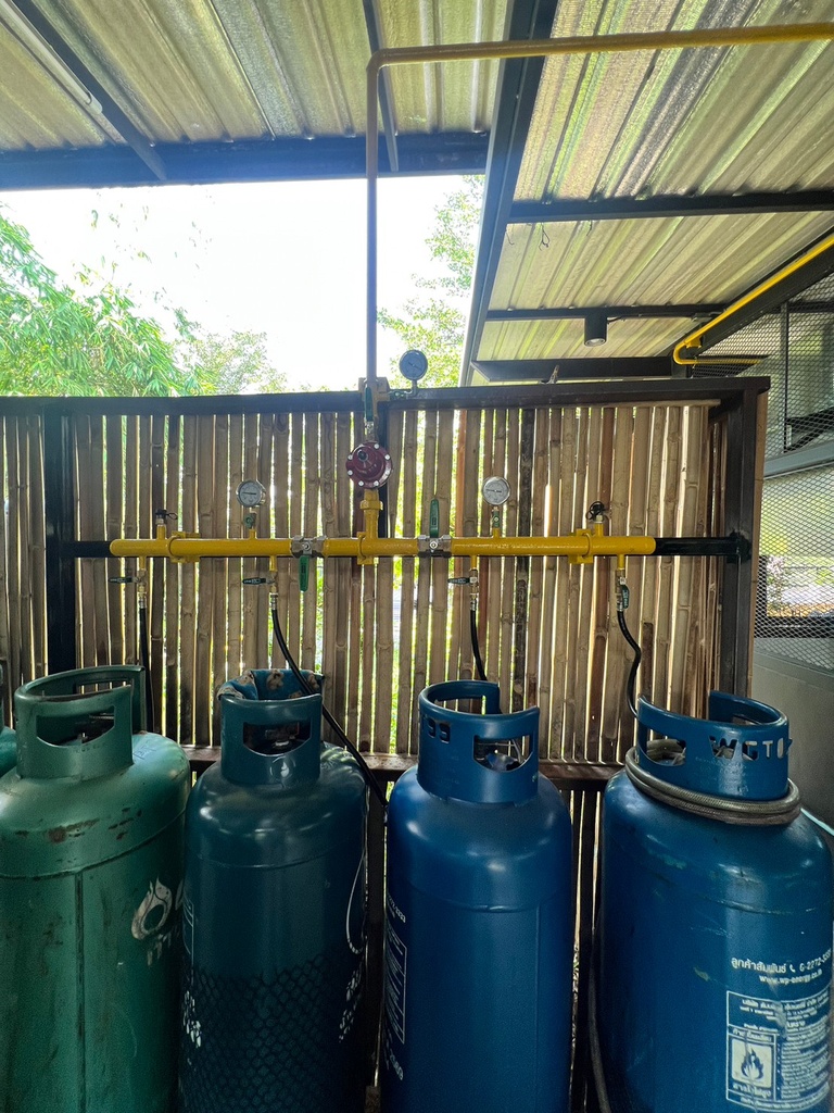 สถานีแก๊ส 2x2